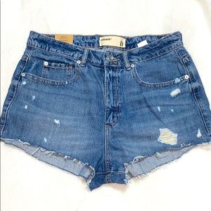 High waisted demin shorts